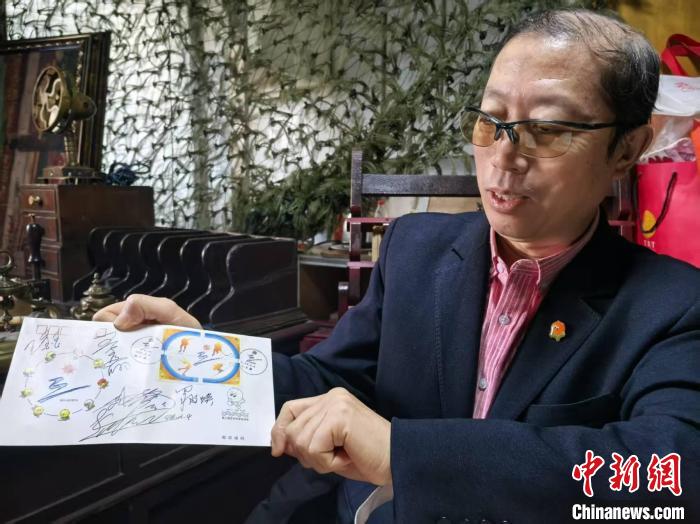 吴翔跨越29年的亚冬情结：从展柜珍藏到校园宣讲