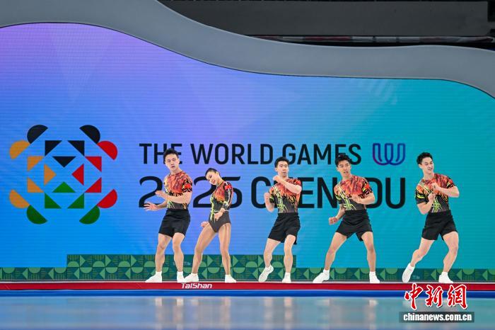 成都世运会中国队再增两金继续领跑金牌榜；印