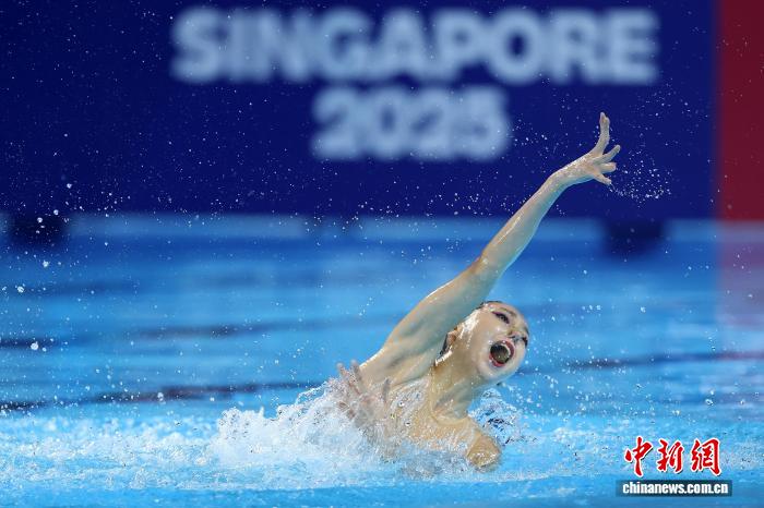 中国花样游泳队新加坡世锦赛摘4金3银 新阵容展