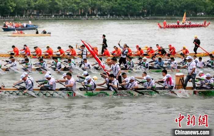 温州民间龙舟活动全面放开 体育赛事助力城市品