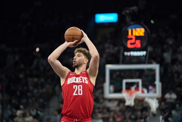 申京创NBA80年纪录 火箭大胜鹈鹕展现统治力